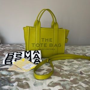 Like New with Tags Marc Jacobs Citronella The Tote Bag - Small size